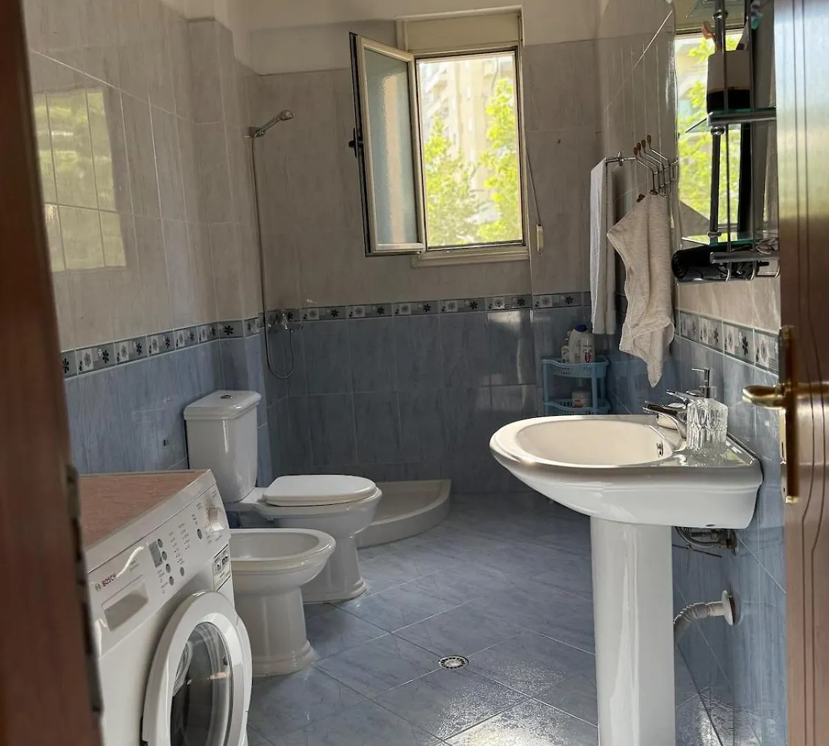 Parid Apartament Vlorë 0*,